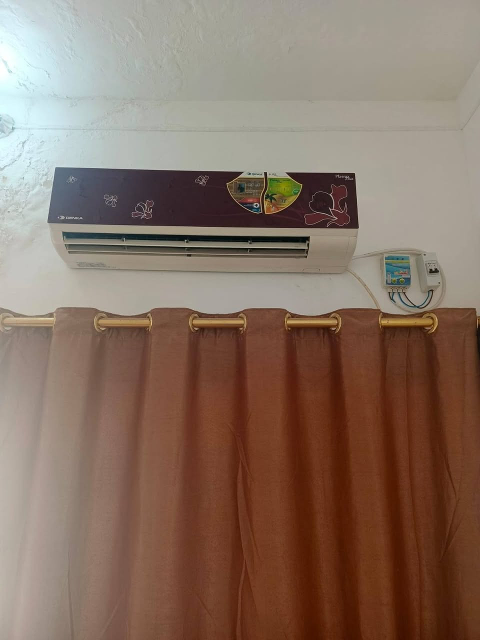 السلام عليكم سبلت دنكه طنين ونص القطعه الداخليه والخارجيه كلش نضيفات شرط خوات الجدد سبلت نقصه بس غاز شرط تجيب ابو سبالت وياك اي شي يطلع بي غير الغاز يرجع السبلت امانه الله اخو الجديد السعر 250 وبي مجال حك الجيه اي استفسار رقم تلفوني ***********
