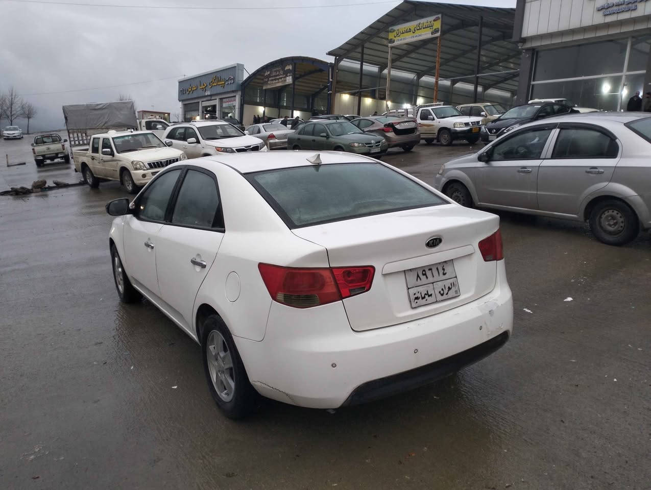 كياسيراتؤ 2011 گير توماتيك گيرومةكينةي بةشةرت تحويل و غرامة بةشةرت عيزام سبوخ بي ليدران سقفي گؤراوة سعر 65 ورةقة شوين سوران *********** Oshwe, Mai-Ndombe
