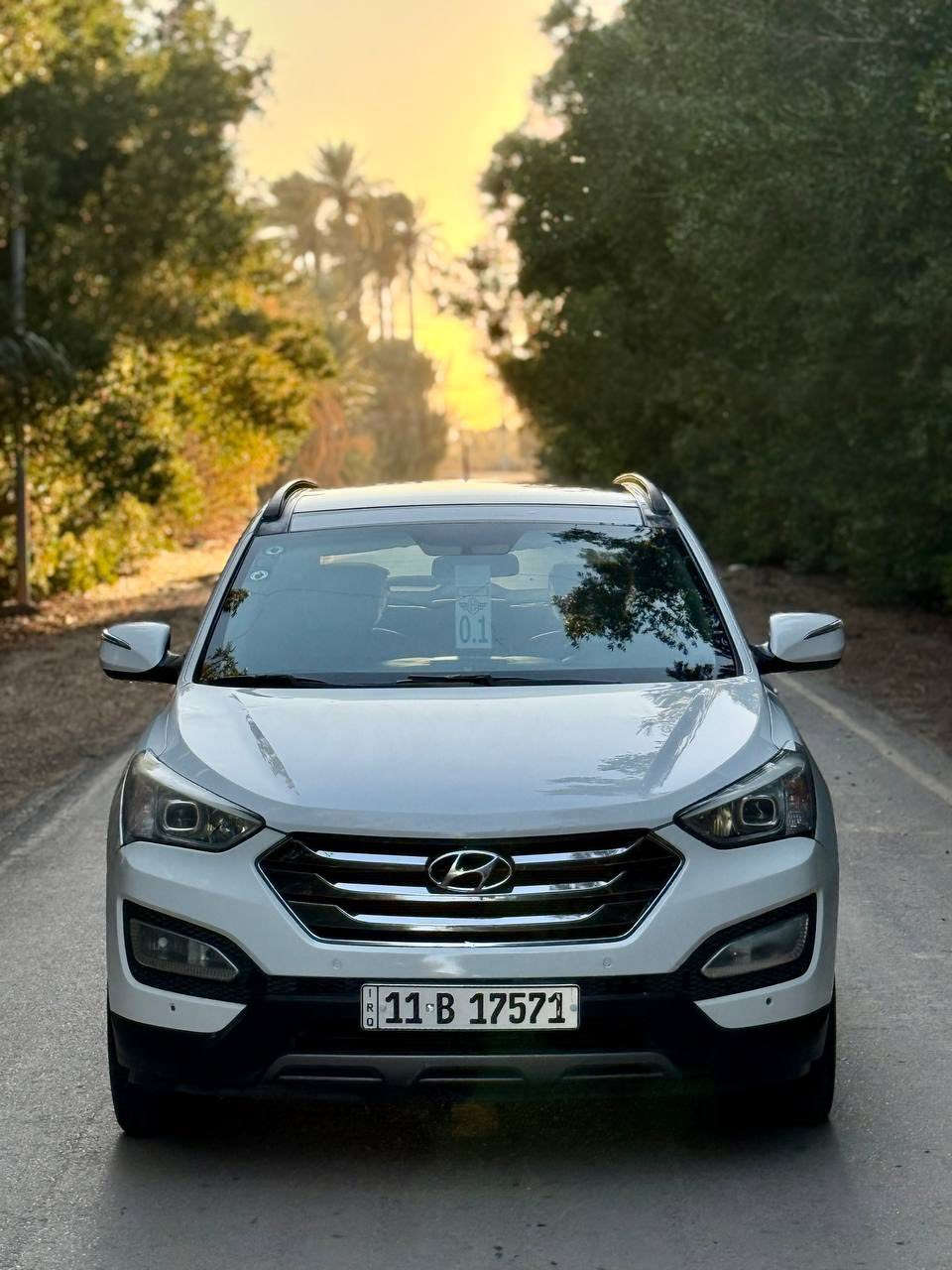 السلام عليكم 
هونداي سنتافي
للبيع موديل 2013
خليجي فول مواصفات 1/1
رقم بغداد دولي وهزه وسنويه جديده تحويل مباشر
مكينه 6سلندر خير من الله لاتنقيص ولاتبخير 
كير خير من الله 
حداديه جديده
تخم تاير 
تبريد ثلاث قطع ثلج 
تدفئه شغاله
مواصفات السياره 
بصمة تشغيل وبصمة ابواب
بنوراما 
كشنات جلد 
كشنات كهرباء
كامره دواره
بك لايت لد
لد امامي نهاري
تحكم ستيرن جهتين
لايت زينون اصلي شرط نهار
مانع انزلاق
نظام ECo
فور ويل
حساسات امامي
حساسات خلفيه
مري شفط 
ترحيب عند الاقتراب
ماشيه195000km
السياره مكفوله من الضربه والتبديل فقط تكحيلات
السياره عليها ادامه كامله من منضومه البانزين وهاي الامور
السياره جديده واستخدام شخصي 
المكان واسط
السعر162 وبيها مجال
للاتصال ***********
