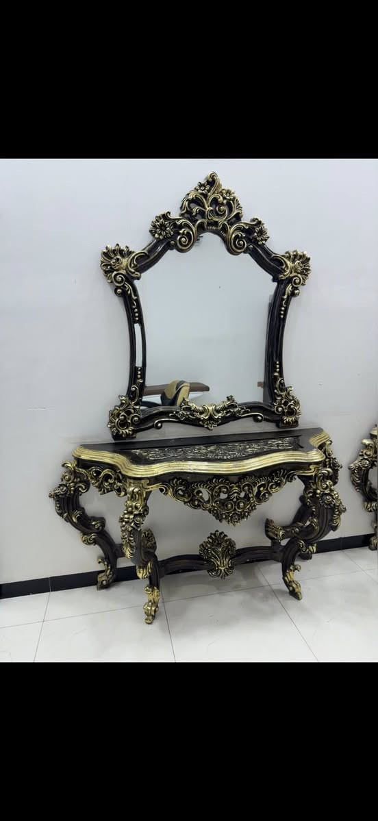 ميوزه حلاقه عدد 2  250 الف كلش نظيفات مثل الصوره لاي استفسار الاتصال بالرقم ***********
