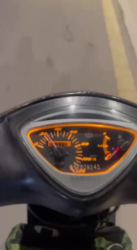 للراغب بلشراء عدله 55 + سلف 55 بلادي من اليابان كفاله عامه كلشي بيها شغال عليها  تزويد ويل نجمه + صالنصه صجميه اصليه 
السعر مليون وبيها مجال بسيط


**إذا كنت صاحب هذا الإعلان وتريد حذفه لأي سبب، رجاءا أرسل رسالة إلى الدعم الفني**