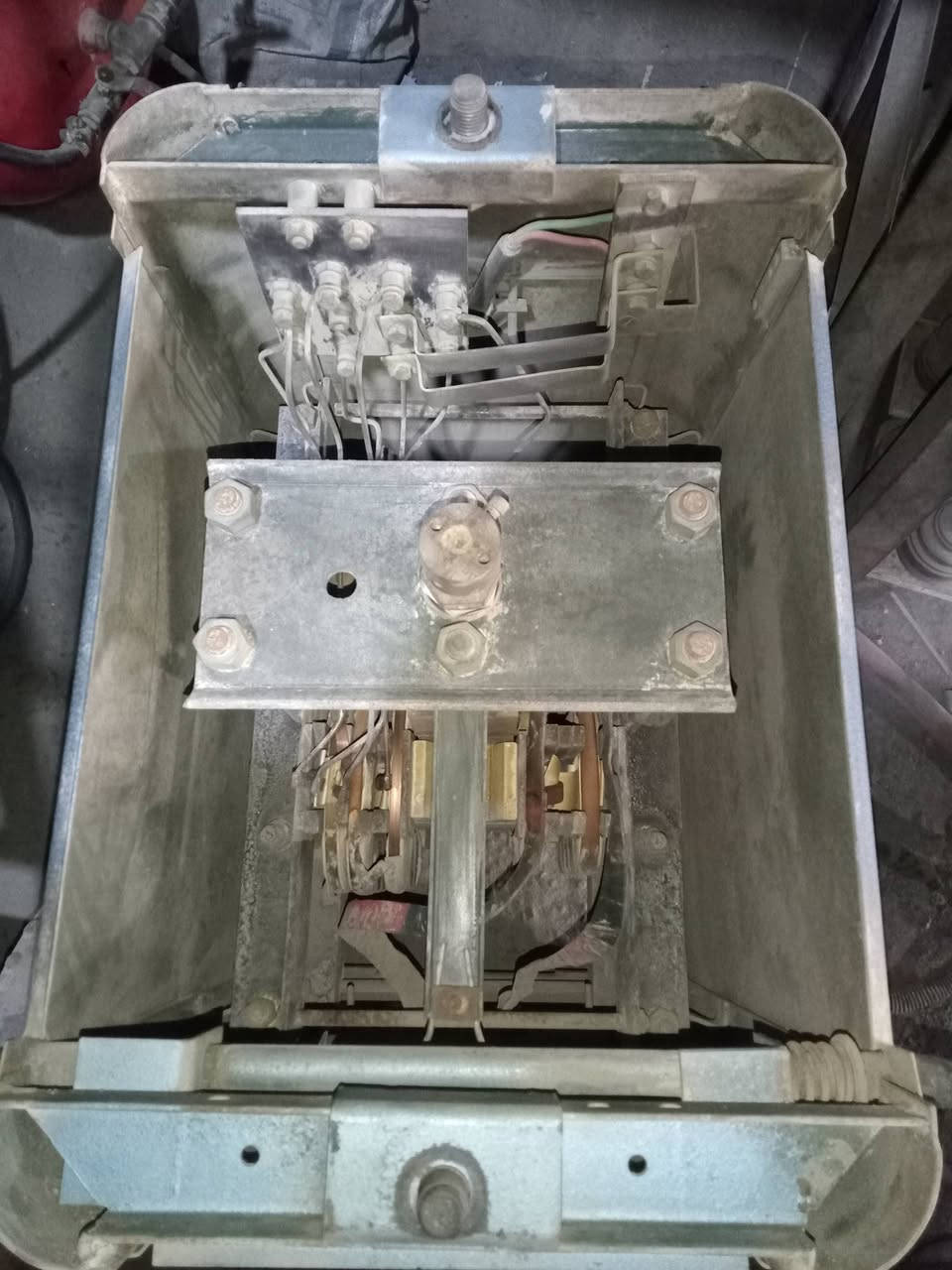 مكينه لحام نرويجية الصنع بحاله جيده للبيع ***********
