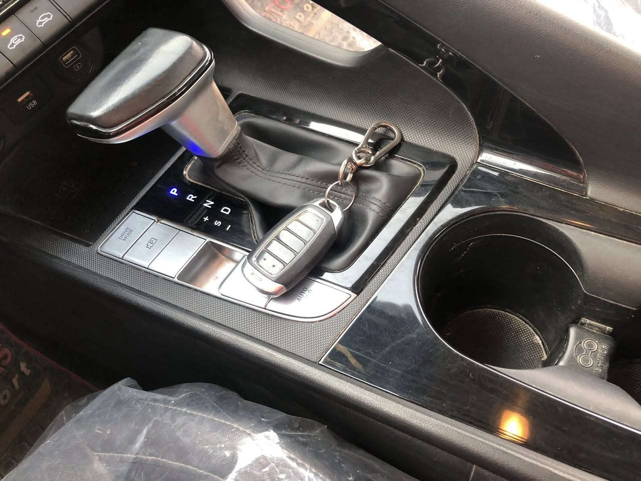 ‎السلام عليكم  شراي يتصل
31.  2023‎ هونداي النترا امريكي  ماشية

‎السيارة بأسمي اني المستورد ورقم بغداد ثاني يوم وبيه م

‎مواصفات

‎🛑محرك 2000 Doch دوش

‎🛑 بصمه تشغيل وجنطه بصمة

‎🛑تشغيل عن بعد ⚡️

‎🛑صندوق ذكي يفتح عند الاقتراب 🚶🏻‍♂️

‎🛑كامره دوراه 

‎🛑شاشة لمس متصله مع عداد دجتال 

‎تدعم نظام Android Auto +Car play 

‎🛑رادارات 360 درجه

‎ 🛑رادار جانبي النقطه العمياء ⚠️

‎🛑رادار خلفي ‼️

‎🛑رادار امامي ❗️

‎🛑تحديد مسار+ سياقة آليه

‎🛑توقف ذاتي 🚳 عند الاقتراب من سياره 

‎‏🛑‎فول تحكم ستيرن

‎🛑 هاند بريك كهربائي ⚡️ 

‎🛑كشنات تدفئه ♨️

‎🛑كروز مثبت سرعه 

‎🛑‏ تبريد شاشه بيانو منفصل 

‎🛑ثلاث وضعيات قيادة 

‎🛑‏Smart‏-Sport-Normal

‎🛑اوتو هولد 

‎🛑منافذ Usp /Aux /12v

‎‏‎🛑نظام ABS/مانع انزلاق

‎🛑شاشه ظبط بل دشبول

‎‏‎🛑 حساس اطارات

‎‏🛑‎ویل کب كروم 17

بغداد الحسينية ‎ مكاني
سعر 150$
***********
