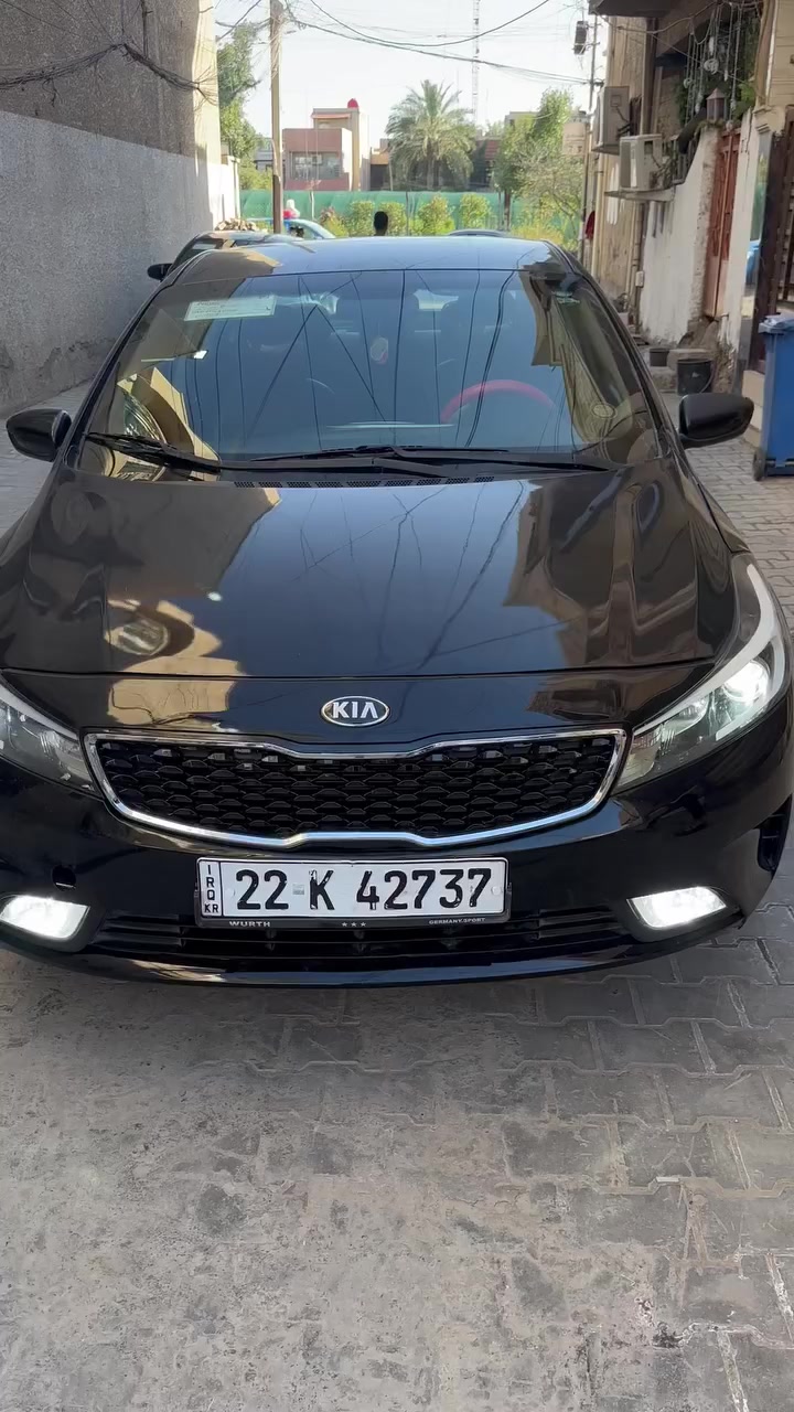 السلام عليكم
كيا فورتي موديل 17
رقم اربيل سنوية لل 2028
هزتها تنتهي بشهر الثامن
ماشية 152 
السيارة جهازة كلشي مناقصها
تايرات نضاف
صدر خلفي امامي جديد
كلشي بيها شغال 
عنوانها الشعب حي سومر
سعرها 98وبيها مجال حك الجية بسيط 
السيارة مناقصها شي وكلشي موضح بيها بلفديو 
رقم هاتف
***********
