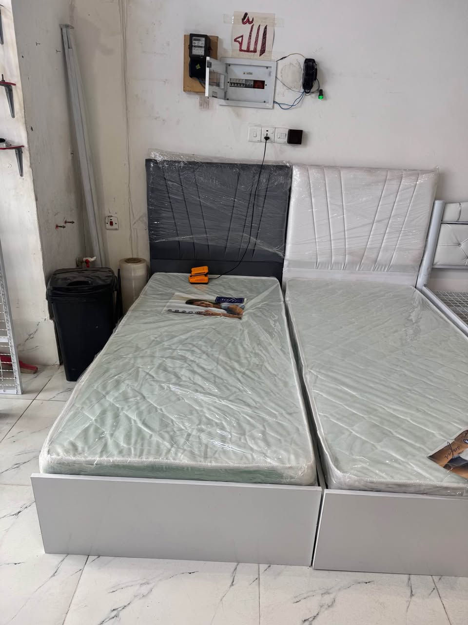 وصول واجب جديد من سرير نفر واحد خشب و حديد و جزام المنيوم و خشب بالوان مختلف و كنتور ٣ باب و ٢ باب بلون بريس ضمان ٥ سنوات
تخفيض اسعاره عرض اسعاره قنبله🔥🔥🔥
رقم موبايل ***********
يتوفر توصيل الى جميع مناطق كركوك كركوك, العراق
