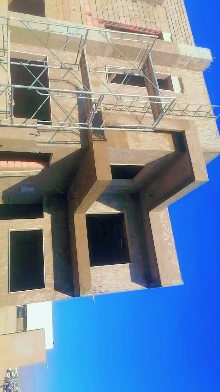 يوجد كادر لبخ سمنت وجص يعني البيت لبخ داخل وخارج وحسب الطلب قاط او قاطين شرط شغل هندسي درجه اولى وبأنسب الأسعار دقه بالعمل وأنجاز الشغل بأسرع وقت ممكن والتزام بالمواعيد الشغل داخل وخارج الحويجه وناحيه العباسي وكذالك القرى التابعه للحويجه و العباسي  للإستفسار اتصل وتدلل ***********
