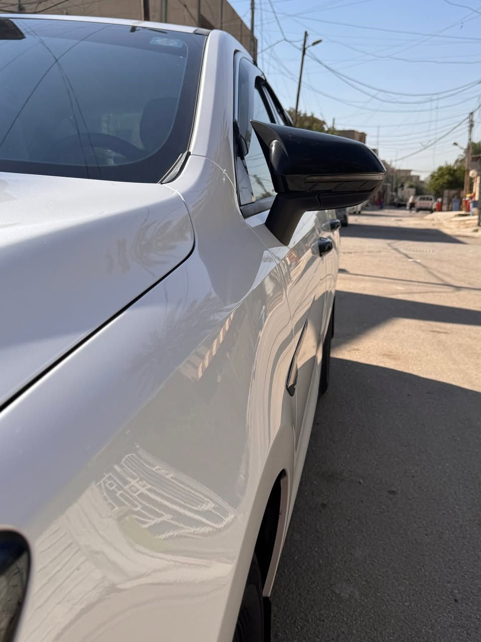السلام عليكم 
للبيع او مراوس بسيل6

BYD SEAL 05 2025
باسمي تحويل مباشر
محرك 1.5 لتر هجين هايبرد DM-i
كامل معدات 
شاحن 
مثلث 
زي الطوارىء 
فوم التايرات

مواصفات
لد امامي وخلفي 
دخول بصمه وكارت NFC
تشغيل عن بعد
تانكي 65L
مقاعد جلد ابيض 
تبريد قطعتين
حساس تاير
حساس خلفي 
كروز مثبت سرعه
مانع انزلاق
تحكم ستيرن اربع
تحكم لايت من الشاشه
ترب للصيانه تنطيك تنبيه قبل 300 كيلو
مود قياده سبورت-نورمال-ايكو-مود الثلج
وضع التسارع
وضع EV MAX
كامرا دواره
2000 كيلو بالتفويله
55 كيلو بالشحنه
هيتر مري  
وبعد بيها مواصفات
مغلفه عازل حراري امريكي اني جايبه 150$ يعني غرفه ثلج
اي حراره للشمس ماكو 
وعليها اضافات سوادات 
 شاشه محدثه ويز و يوتيوب 
والسياره بعدها بحالة الوكاله استخدامي بانزين سوبر ومحسن
ماشيه 14.500 
بيها ملاحظة بالهلال الخلفي مصوره فقط باقي كفاله عامه 
السعر 20 مليون وبيها مجال
بغداد الدوره 
***********
