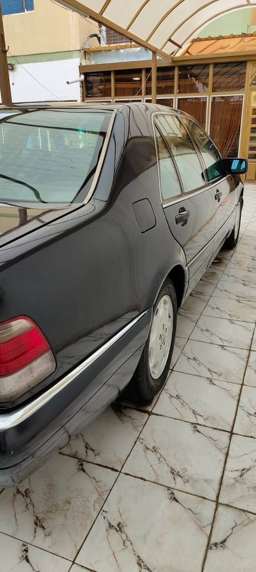 مارسدس شبح اس 500
موديل 1994
محرك 8 سلندر
كراسي جلد كهرباء
دبل جام يعني فول عزل
تبريدها شغال ومرتب
رقم انكليزي مداور ثاني يوم
السيارة كلش نضيفة مال جناي مصبوغة عام للجمالية فقط ومكفولة من أي حادث
السعر 79 وبيها مجال
العنوان النجف
للتواصل : *********** النجف, العراق
