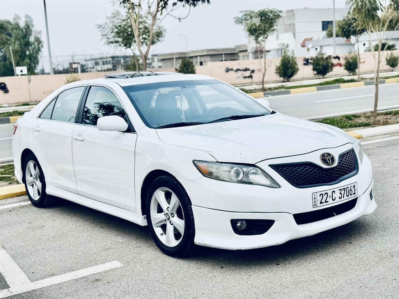 سلام علیکم ***********، کامری 2010ئه مريكي SEبیلاد سپۆڕت ، فول مواسەفات ، دەبڵ ساڵۆنسا ، سڵاید ، تحدید سرعە ، گوشن کارەبا ، گێچ سپۆڕت و سوکان پەپولە ، سەنەوی تا ٢٠٣٠ تازەیە ، تەبرید ، کارەبای و هەموو گیانی بە شەرت ، تەقە و ڕەقە بەشەرت ، گێڕ و مەکینە بەشەرت  ، سەیارەکە زۆر جوانە لە وێنەکان چۆنە ڕوبەڕوو جوانترە ته نهايه ك پارچه ي بۆياغه
السلام عليكم للبيع كامري امريكي فول مواصفات سبورتSE
دبل صالنصه رياظي
فتحه سعري128
كشن كاربائي
سياره بيه جملغ خلف صبغ فقط ماشيه 194الف 
سياره جديده الموقع كلار***********
