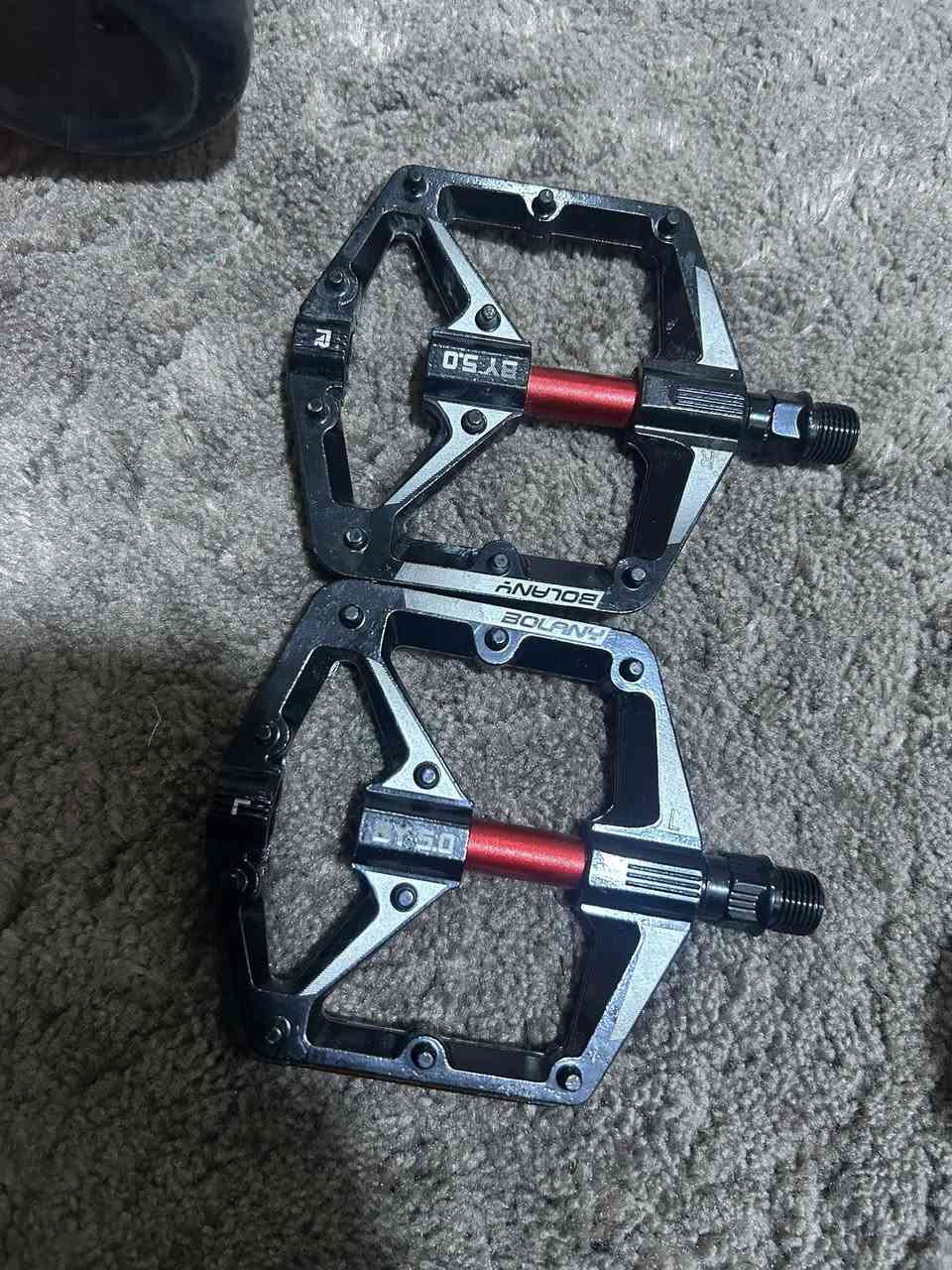 غراض بايسكل
غراض بايسكل للبيع 
اي استفسار خاص  او وتساب 
***********
