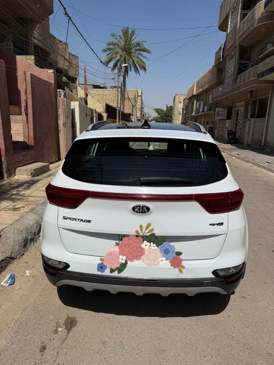 السلام عليكم
كيا سبورتج خليجي جيتي لاين 

موديل ٢٠٢١ 

فول مواصفات ١/١ معروفة

رقم بغداد تحويل 

مكفولة عام من الصبغ والتبديل 

بانوراما.

بصمة دخول وتشغيل.

سايد بريك بصمة.

مانع منحدرات.

شاشة كبيرة.

اريل نفكيشن.

شاحن واير ليس .

تشغيل عن بعد

شفتات سرعة.

جنطة كهرباء.

كشنات جلد بلادي و كهرباء.

.داخل لونين حمصي واسود.

حساس امامي وخلفي.

خمسه ويل كب .

قطعتين تبريد بيانو.

كامرة خلفيه.

تحكم ستيرن.

شاشه قرائه الاعطال

سيارة جاهزة من كل النواحي صدر 
السعر215 $ بيه مجال بسيط جدا
*********** وليد
