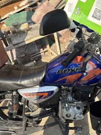 بوطسر مو ديل ٢٢ بدون اوراق دراجة مكفولة لا تبخيرر ولا نضوح نقصها بس كف...