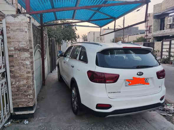 السلام عليكم
للبيع كيا سورنتو خليجي 

موديل 2020 اللون ابيض

رقم بغداد الجديد سنويه 

وهزه جديده بإسمي 

مواصفات 

اريل نفگيشن

شاشه كامرا

بصمه 

بصمه ابواب 

يدات نيكل 

لد نهاري 

لايت زنون 

دبل شباك

مري شفط 

اشارة مري 

اشارة ترحيب ابواب

حساس امامي 

حساس خلفي 

باب خلفي كهرباء 

ويل كروم 

محرك 6 سلندر 

كير اوتوماتيك 8 نمر

تحكم استيران جيهتين

شاحن وايرلس 

بردات خلفيه 

كشنات جلد 

كشنات كهرباء٢

7 راكب 

3 قطع تبريد

شاحن مبايل لا سلكي

شاحن USB خلفي

السعر 260 قابل للتفاوض

مكان السياره بغداد حي العامل

تلفون ***********
