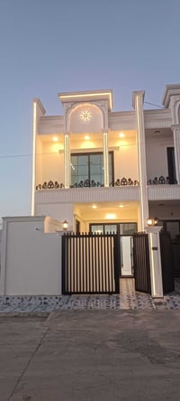 ١٠٠م • دورين • قرب جامع حاجي اكرم