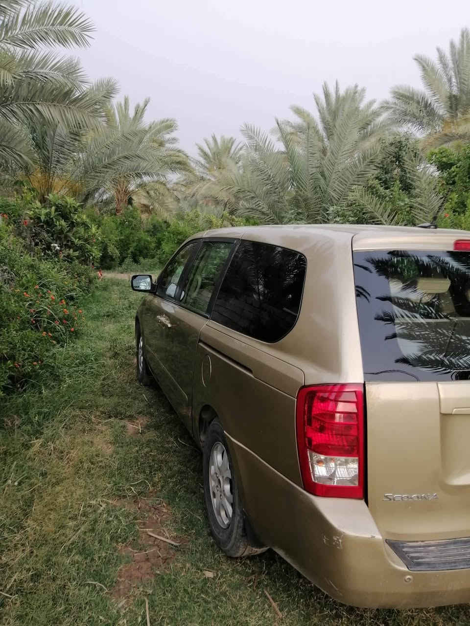 السلام عليكم سيدونة موديل 2011 السيارة فول الفول السيارة مصبوغة عام اثر جرد تدفئة او تبريد المكان ديالى شهربان ‏‪***********‬‏ محرك 3500
