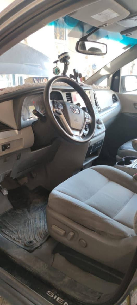 السلام عليكم 
سينا 15 رقم كربلاء مشروع وطني بسمي مداور بأي مكان يعجبك ضايفيلها منظومة غاز خزان 80 لتر حادثه اسفل داير  الجاملغ الخلفي وصبغ جزء من باب السلايت ويوجد صبغ في باب الصندوق بدون ايرباك
مكينه كير مكفولات حداديه جديده تخم تاير جديد تبريد تدفئة شغال كشن السائق كهرباء بيبان سلايت كهرباء استخدام شخصي مكاني ناصريه السعر ١٨٠ الشراي  على الرقم *********** سوق الشيوخ, ذي قار
