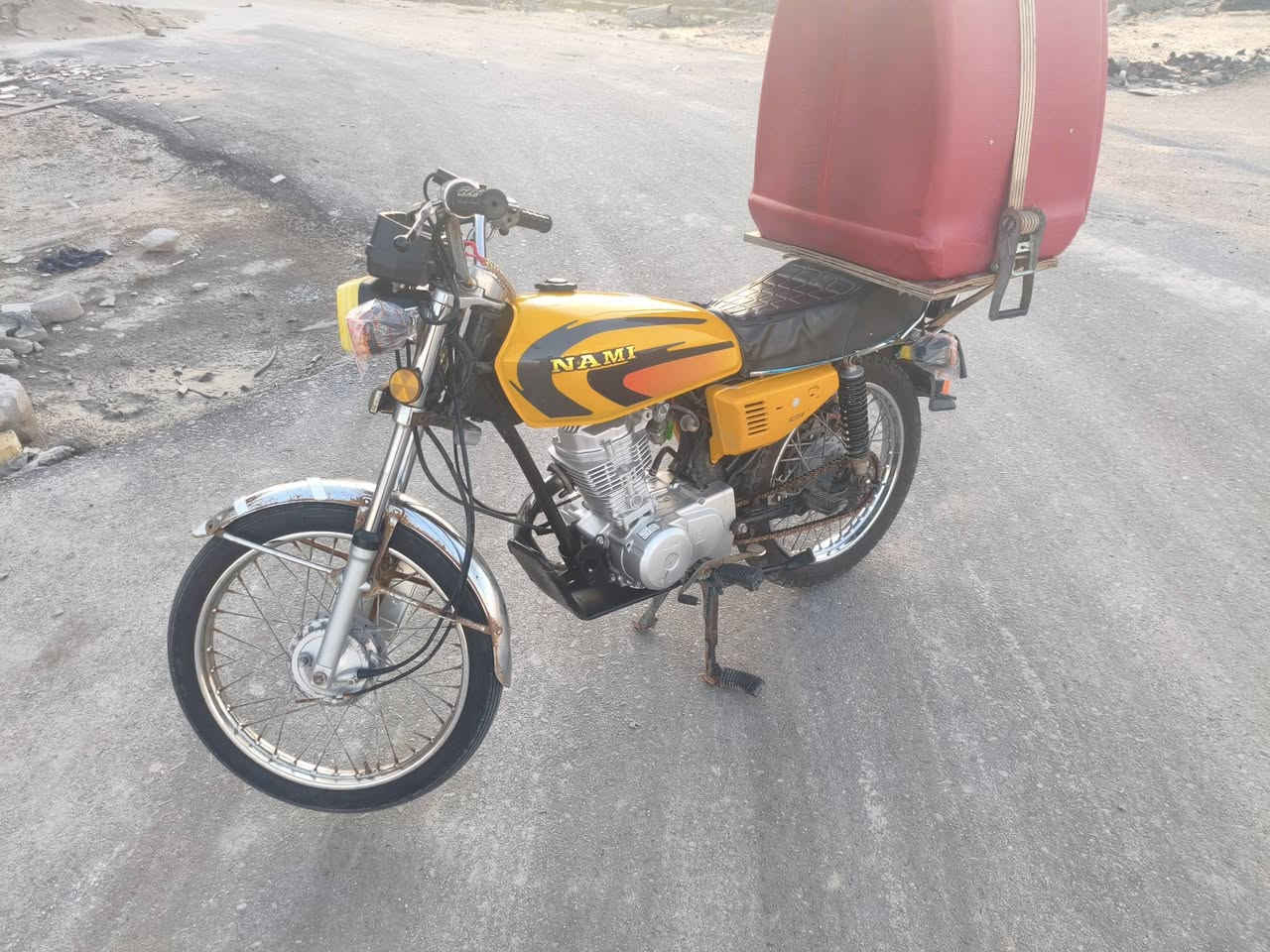 سلام عليكم دراجه نامه شلامجه رقم وسنوية مديل 2020دراجه شغاله من الكول لطول كلشي ما ناقصه مكينه جديده مشتغله دلفري شهرين ونص جانلغ كدام موجود جديد وياها قبق زنجيل موجود بريك عبار بيه تريد البلادي موجود انطيكيا بيه زنون  1650وبيه مجال والموشراي لا يتعبني مكاني البصره خلف ياسين اخريبط رقمي ***********
