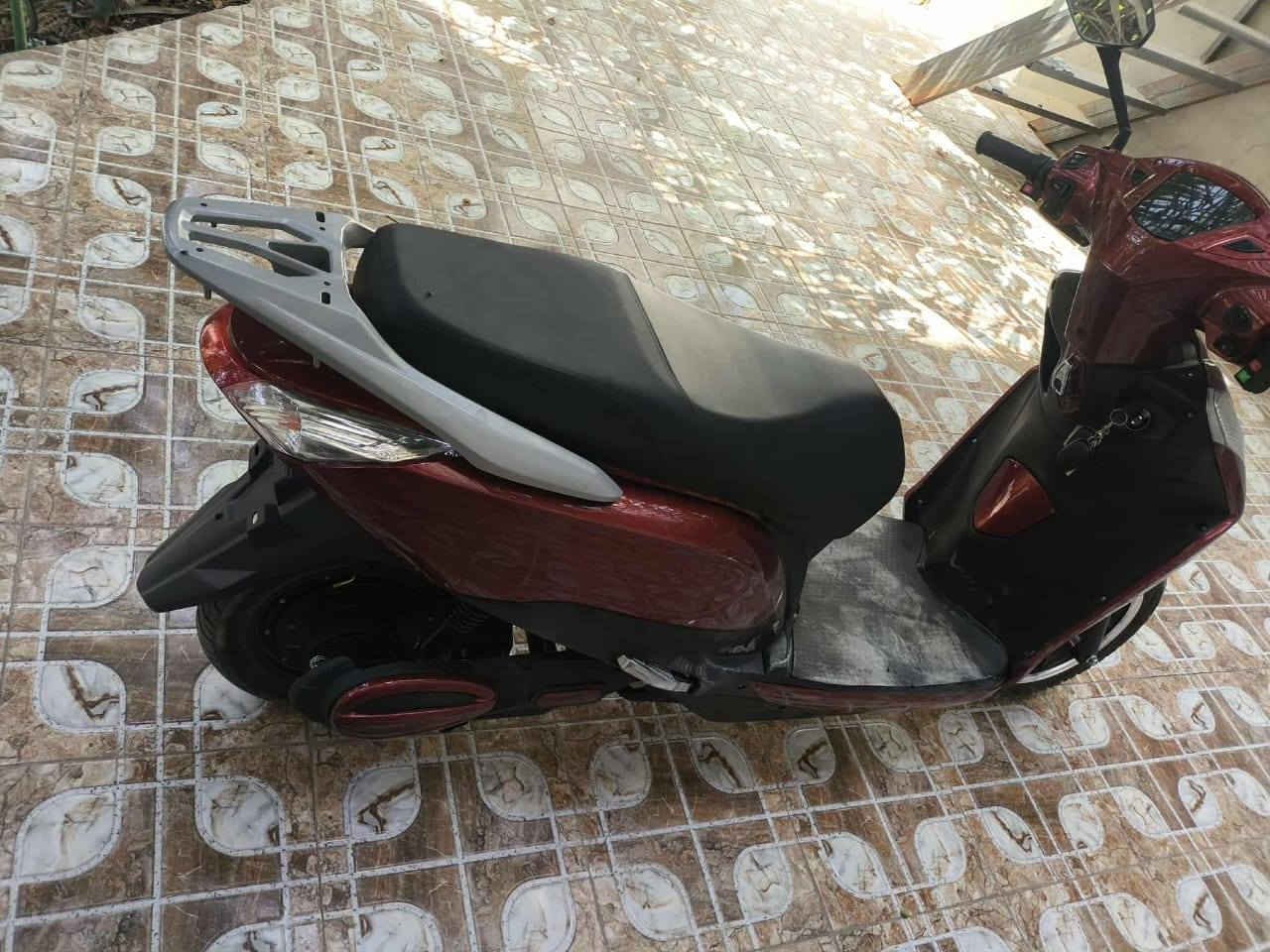 دراجه جديده شحن فئة A  بيها شلعه و 3  نمرات وبيها نضام رجوع الخلف R بطاريات 5شاشه مرايات صندوك كبير    اشاير لايتات زنون هورن بصمه ستان مكان كيبل شحن قفل ستيرن نضام سرقه سكيورتي مثبت سرعه مكاني نجف الكوفةالسعر 400
***********
