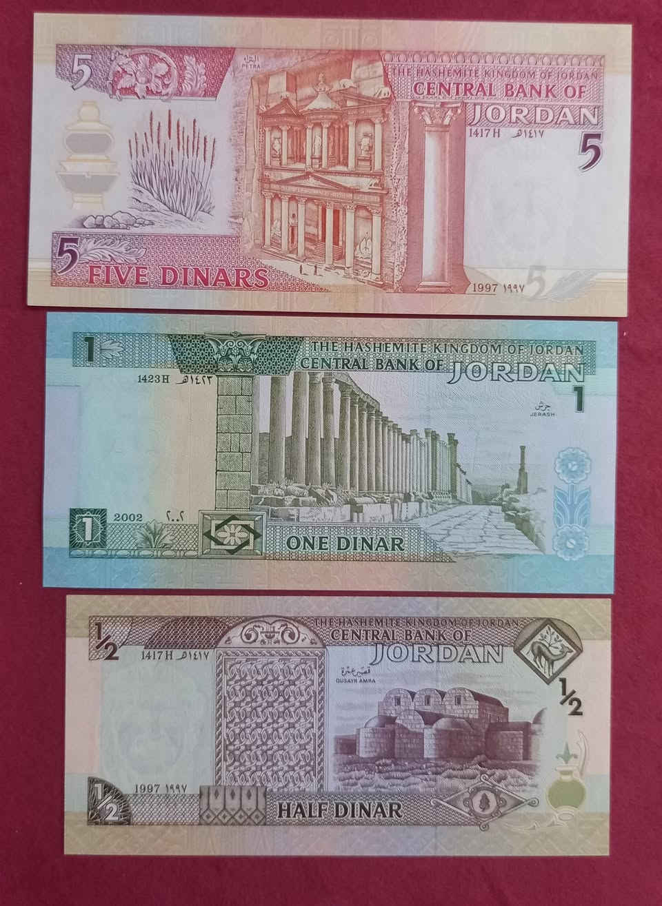 السعر 37 الف للكل


**إذا كنت صاحب هذا الإعلان وتريد حذفه لأي سبب، رجاءا أرسل رسالة إلى الدعم الفني**