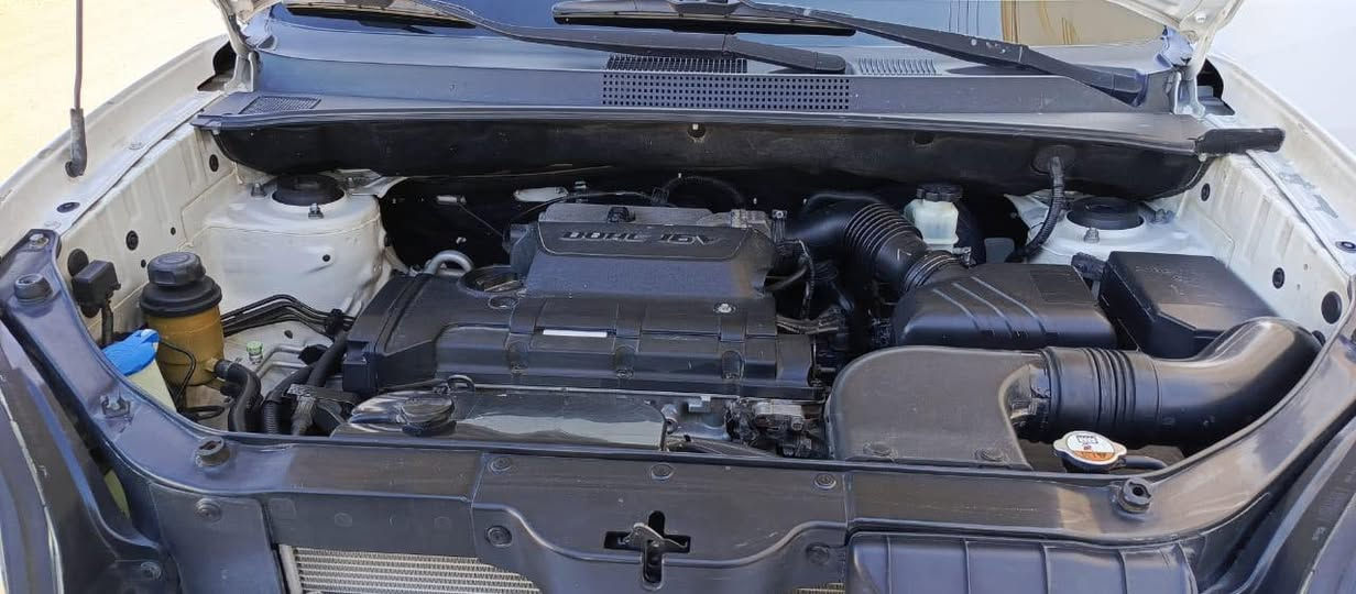 السلام عليكم
توسان 2009 
محرك 2000
رقم اربيل
السيارة مكفولة من ضربة وصبغ السيارة جديدة بلادي شرط التحويل بأسمي
العنوان: الانبار - الرمادي 
للأستفسار رقم الهاتف : ***********
