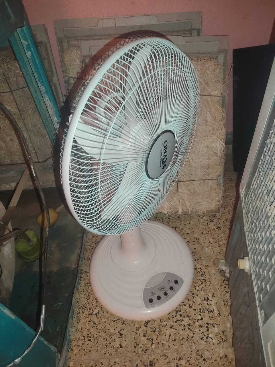 ياللله سلام عليكم ورحمة الله وبركاته مبردات للبيع حديد معوزه بربرينات وثانيه كلشي مابيه
مروحه ماعرف شنو عطله بلا زمه شاشه مكسوره للبييع


**إذا كنت صاحب هذا الإعلان وتريد حذفه لأي سبب، رجاءا أرسل رسالة إلى الدعم الفني**