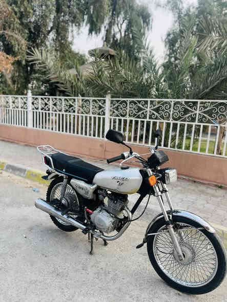 سلام عليكم تايكر 2020 كهربائيات كامل ماطور نضيف للبيع او للمروس سعره325 وبي مجال رقمي***********
