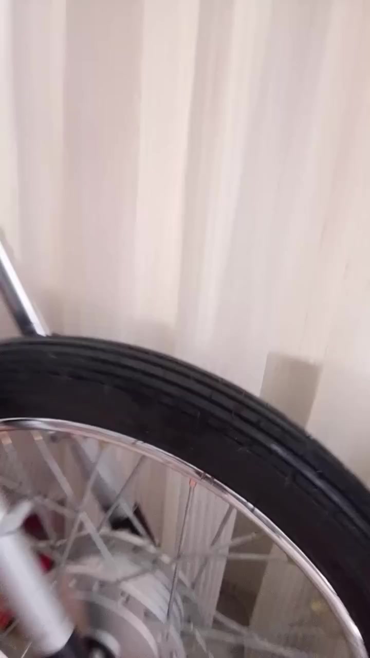 سلام عليكم دراجه للبيع موديل 17 اصلي سبع اوراق تعمير 26 كفاله عامه حاليا موجوده الكود شارع النفط والسراي بخدمته ما موجود على الفيس راح اخلي رقمي وريتها يخابرني وبخير ويدلل ***********
