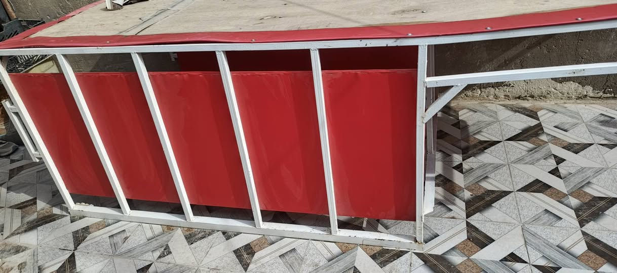 محجر للبيع سعر 150وبي مجال
***********
