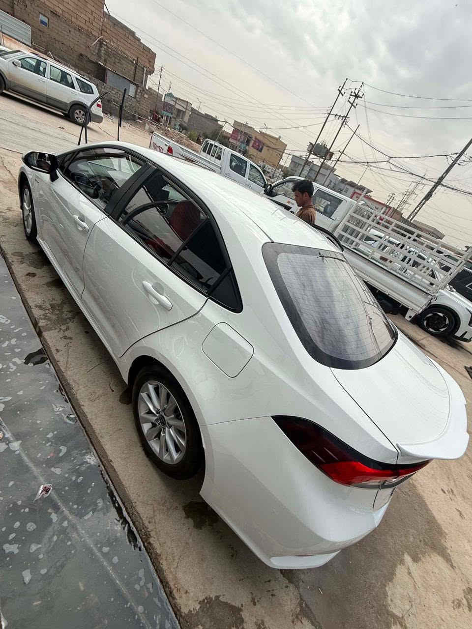 السلام عليكم  سياره ماشيه قليل  وبسعر كلش حلو 

تويوتا كورلا شكل الخليجي هايبرد تجميع صيني وكاله ساز ماشيه 12km السيارة مكفولة 

محرك 1800 هايبرد

مقاعد جلد بلاديه احمر وأسود 

تشغيل بصمة + دخول ذكي تحكم كامل ستيرن

دشبول ديجيتال

تبريد قطعتين (أمامي وخلفي)

كاميرا خلفية

منافذ USB أمامي وخلفي

ويل كاب قياس 16 إنش

لايت أمامي زينون + كشافات أمامية

فتحة سقف (سلايد روف)

رادار أمامي + تحديد مسار

مثبت سرعة + 3 أنظمة قيادة هاند بريك بصمة + نظام EVE Mode

Apple CarPlay شاشة آندرويد تدعم

إشارات على المرايا الجانبية

هيتر مرايا جانبية 

السعر  160 

مكاني كربلاء 
***********
