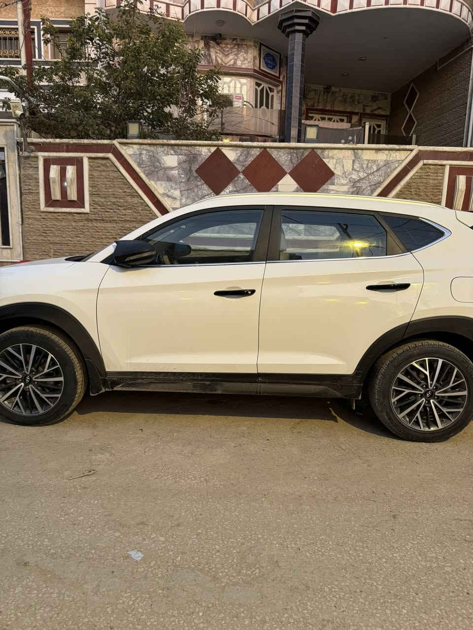 توسان 2020 خليجي وكاله الكاصد
فول مواصفات عدا البنوراما

باسمي رقم بابل 

حساسات امامي خلفي 

ليد امامي خلفي

 ومري شفط

اشارات ترحيب 

كير 3 انضمه 

كير ومكينة كفالة

بصمه 

سايد بريك برجل

 سيارة مكفولة

كامرة امامية وخلفية 

كشنات كهربائيه 2

تبريد قطعتين

لايتات خمس عدسات زنون 

العنوان /بابل-حله 

220 وبيه مجال

للاستفسار    ***********
