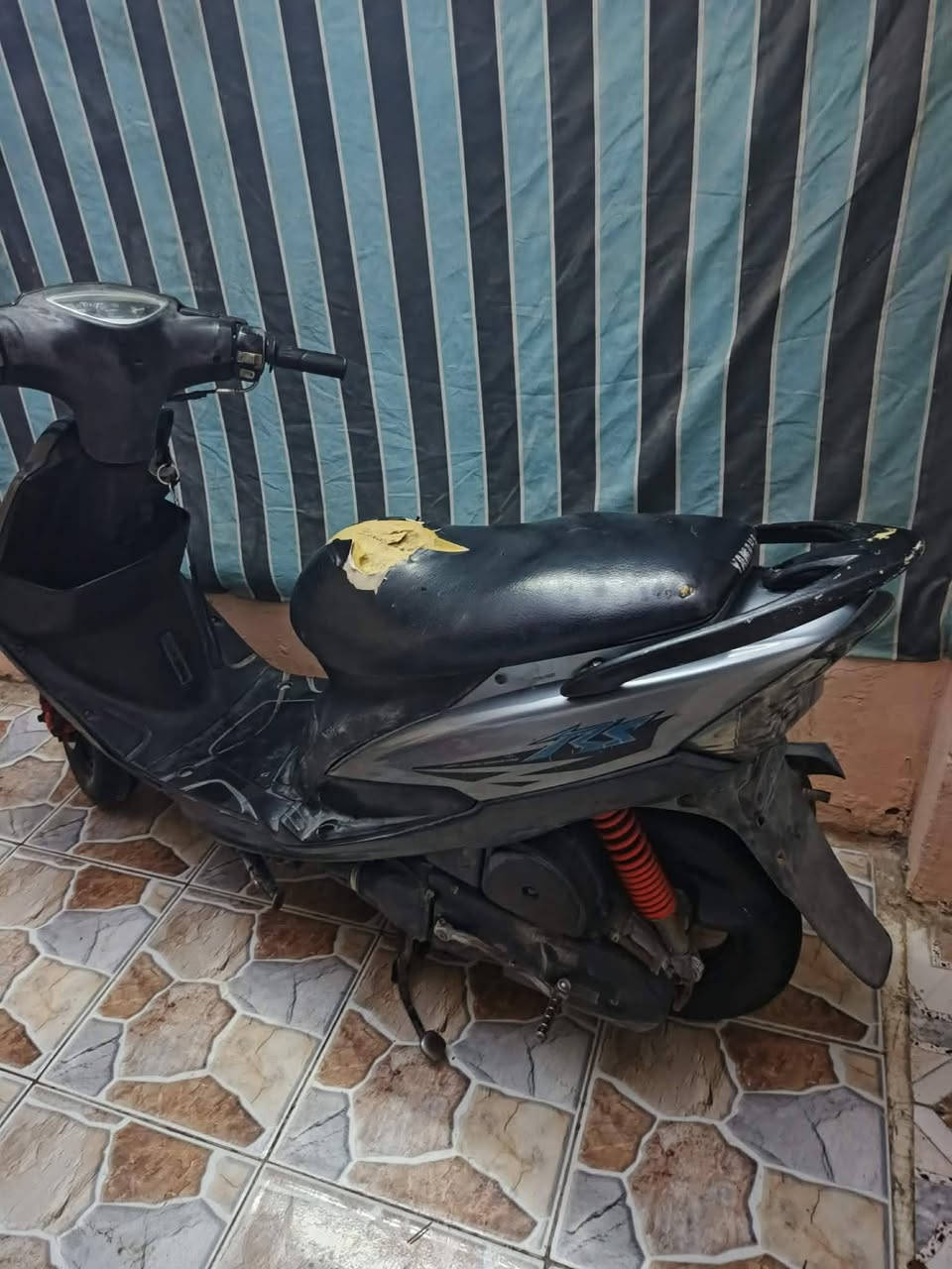 ماكس عدله للبيع ماكينه بلاديه ما مفتوحه كلها بلاد العنوان ديالى بعقوبه ***********
