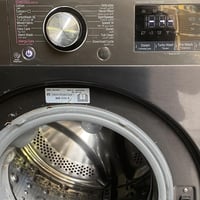 غساله نوع LG حجم 10,5غساله اوتو ماتيك نظيفه جدا وتم نشر فيديو تنشيف غس...