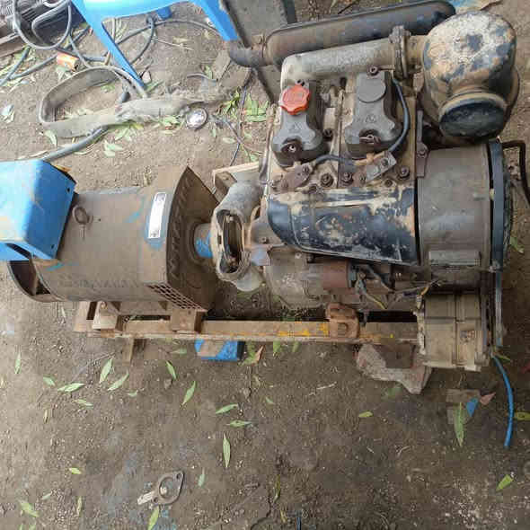 السلام عليكم مولد 2بستم 7كيفي توليد شغال بس محرك عاطل ***********خان بني سعد 500الف
