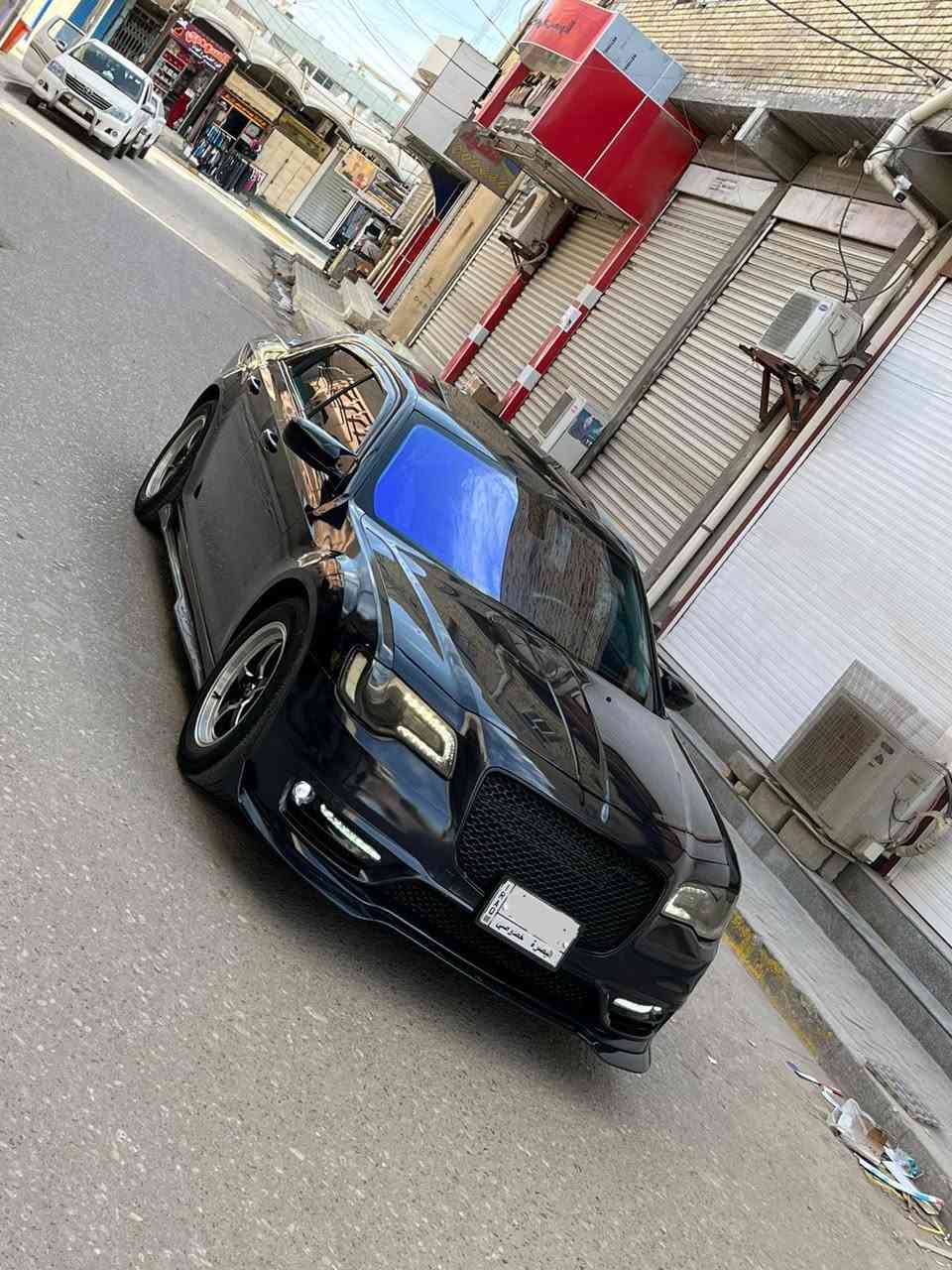 سلام عليكم من رخصه الادمن ( البيع /كرايسلر اوباما  2017 R/T  اصل اصل فول مواصفات واحد على واحد  رقم بصره تحويل ثاني يوم بسم المشتري السياره داخله كفاله عامه بيهه فقط قطعتين كلير  والباقي كفاله وبدون اي دواخل شرط وبدون ايرباك العلم السياره احلى من الصوره ومزوده وجاهزه على اخير حبايه 
مواصفات  السياره 
1/مكينه وكير 5700
2/ كير ماوس 8 نمر 
3/ ويل ويلد 18 مع تخم تاير ياباني 
4/ كزوز دبات سود صوت طرب 
5/ برمجه طلق مع كت اوف 
6/ برده خلفيه 
7/ شفتات ستيرن 
8 / فان خليجي دبل مروحه 
9/بلكات مع فيت بم ريسنك 
10/ شوته KN رياضي 
11/ اويل كاج كان 
12 / داخل جلد عسلي 
13/جامه اماميه بلورايز اصلي 
وباقي مواصفات السياره معروفه وكامله مكمله السياره وعليهه هواي تزويد ومصروف عليهه واحلى من الصوره بهواي السياره وجديده كلش. مكان السياره ( البصره ) السعر (198) اوبيه مجال الشراي يتصل وبلخدمه اسيا(***********) اثير (***********) الشراي يتصل واني بلخدمه ولعلم صور حديثه
