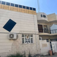 حي العصري • ٢٤٠م • ركن على شارعين