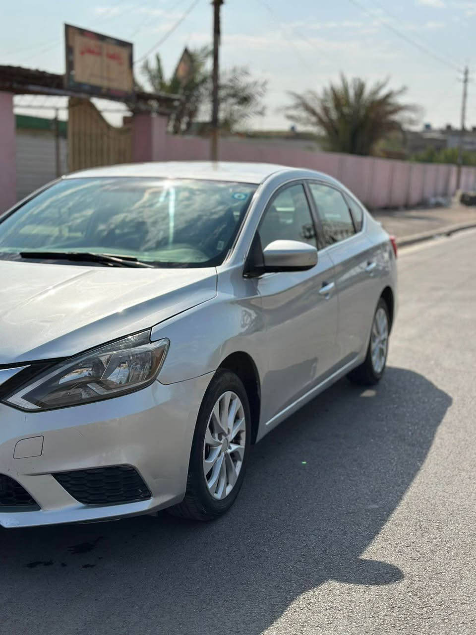 السلام عليكم 
لبيع نيسان سنترا 2019وارد امريكي
الضرر مثل ما موضح بلصور
ماشيه 160
بدون ايرباكات
كير مفتوح كيس شرط ادامه
محرك مكفول 
بصمه وبصه ابواب 
باتري جديد
تحكمات ستيرين
نضام ايكو
رقم وسنويه جديده
عنواني بغداد
السعر 95وبيها مجال
الاتصال على الرقم

‭0770 295 8602‬ بغداد, العراق
