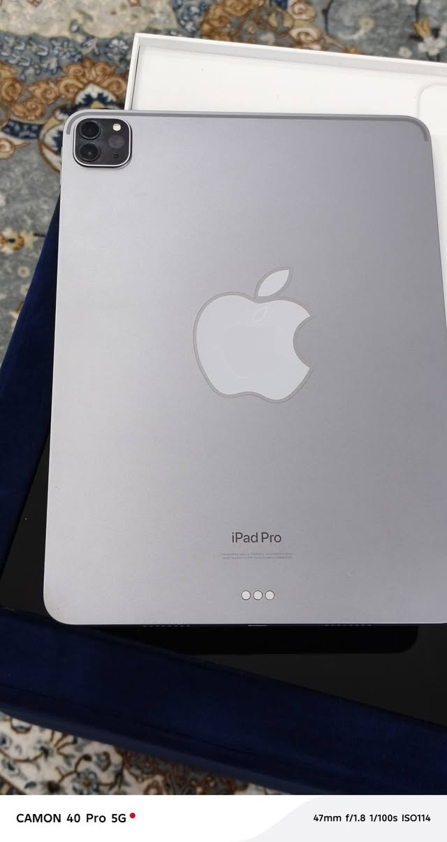 ipad M2 الجيل الرابع
ايباد M2 نضافته 100٪ مكفول حته من الخدش والضربه  ذاكره 128 شرق اوسط مو امريكي اخوان نضيف كلش ويا شاحنته وكيبله وكفر  مكاني ذي قار توصيل موجود 
***********
