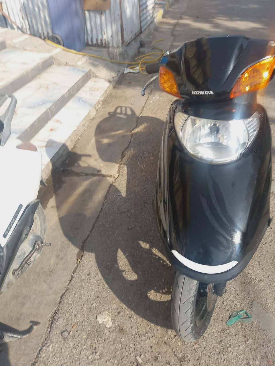 سلام عليكم دراجه سبيسي ياباني مفتوحه مره وحده قبل سبوعين دراجه كفرات اصليه كابريته اصلي كله شغال
