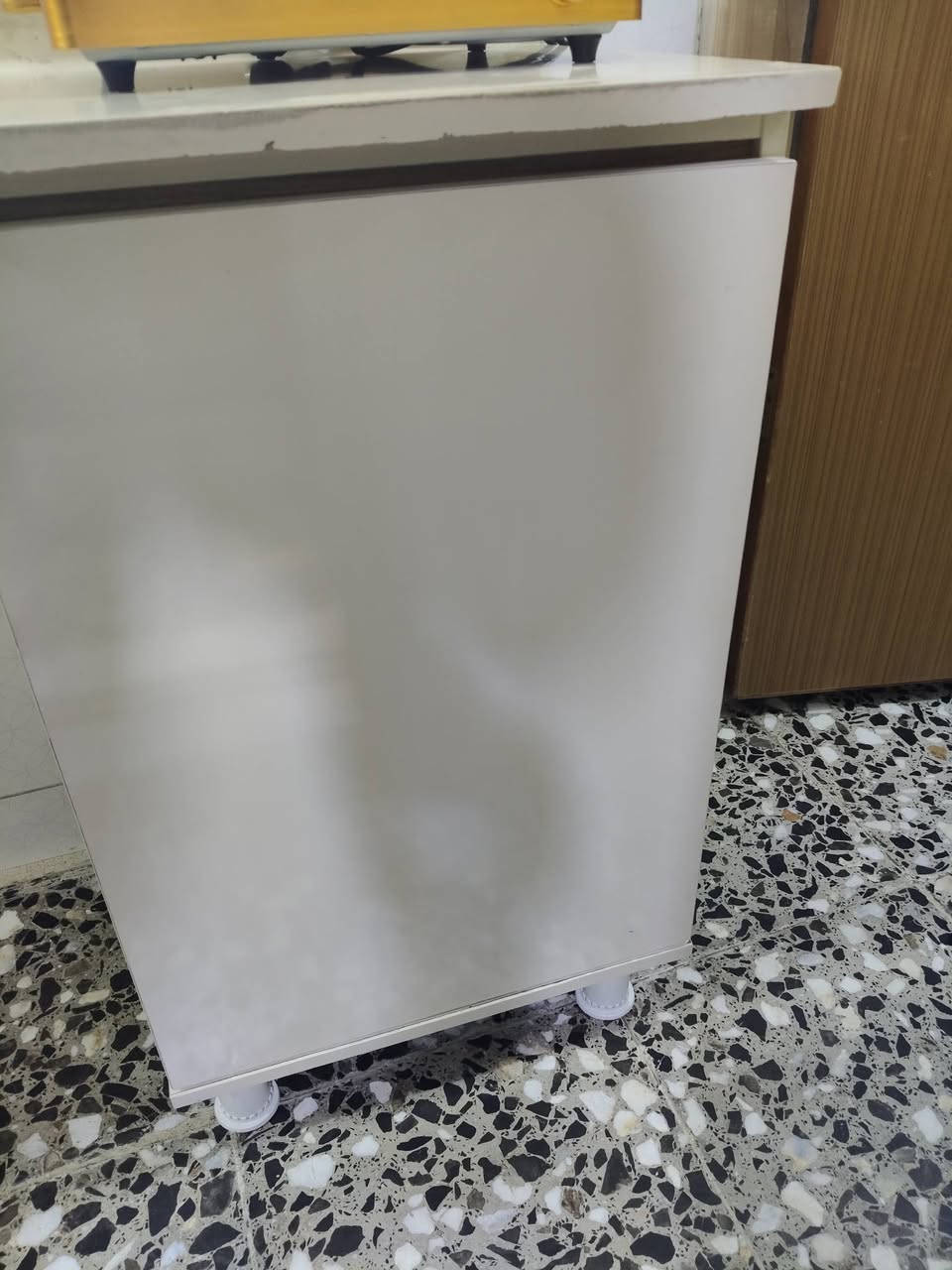 كاونتر mdf للبيع
4 متر 
نظيف جدا تجي تشوفه وتفحصه 
مكاني بغداد شعب 
السعر 125 
اي استفسار خاص


**إذا كنت صاحب هذا الإعلان وتريد حذفه لأي سبب، رجاءا أرسل رسالة إلى الدعم الفني**