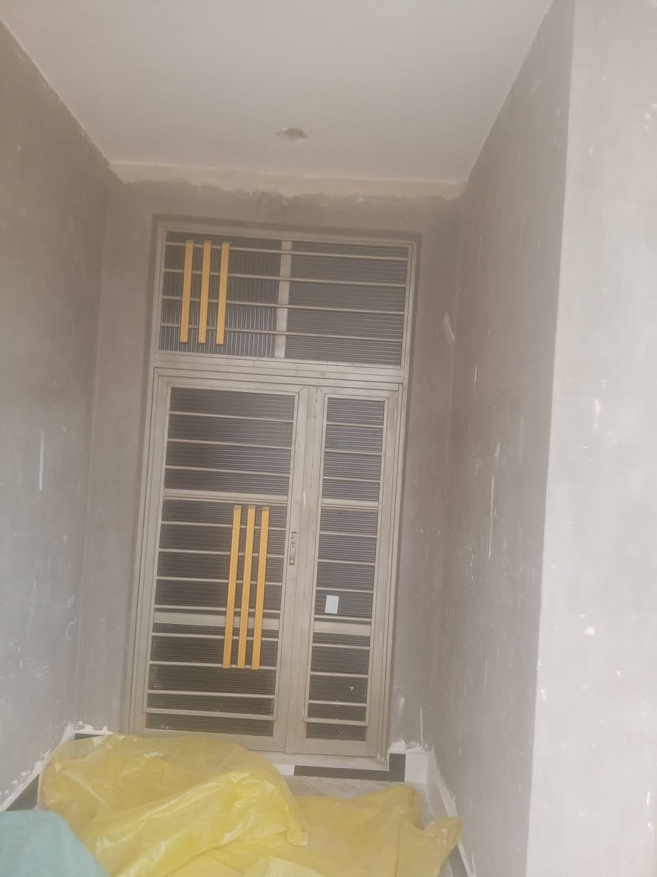 سلام عليكم مستعدين تجهيز باب وشباك حسب طلب زبون نقد واقصاد تواصل هاتف ***********
