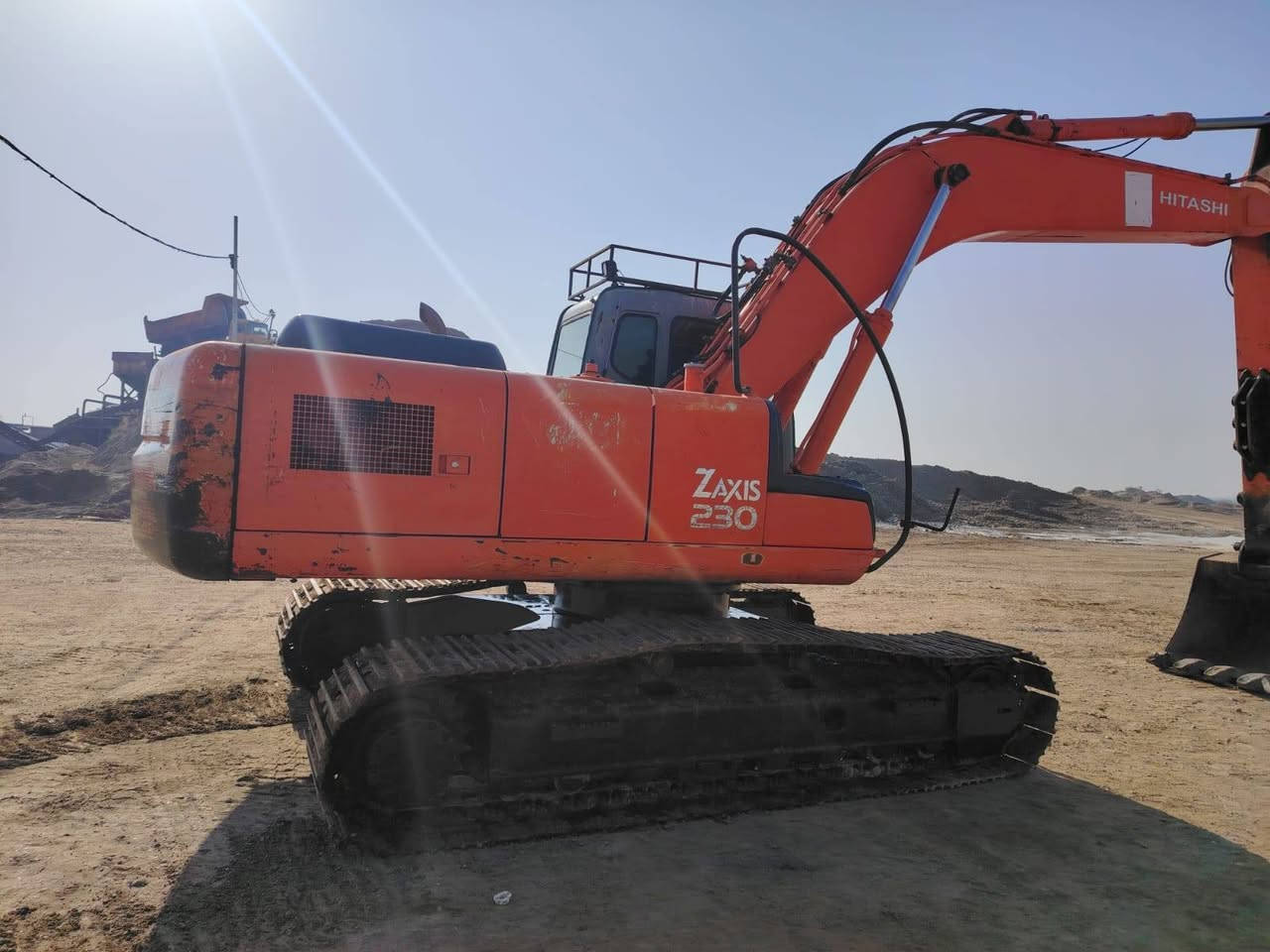 حفاره للبيع حجم 230 رقم اربيل ***********
