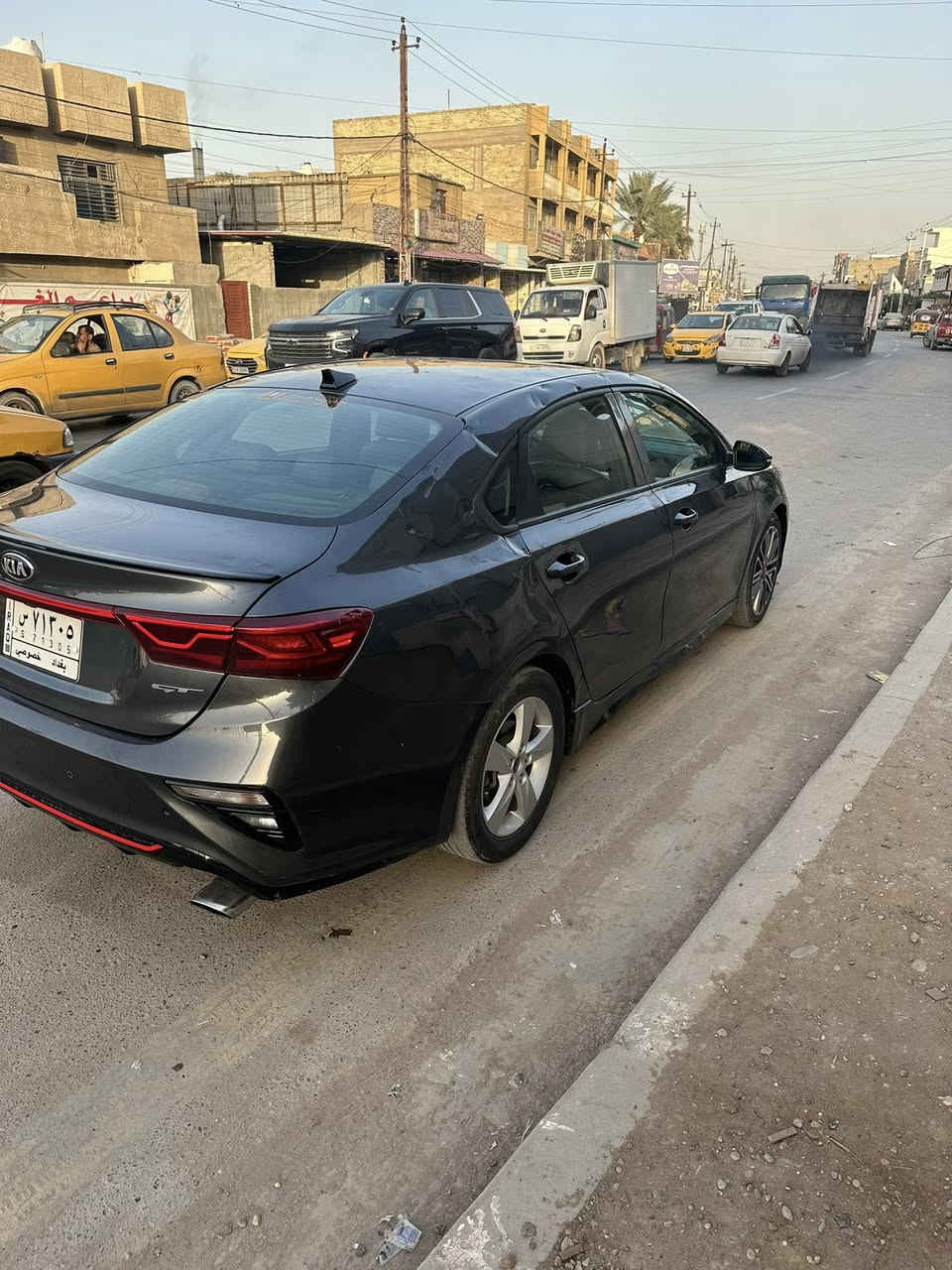 السلام عليكم كيا فورتي 2020 جي تي فول موصفات 1/1 حادثه بنيد مبدل فقط والبجم محدث 2024 بيه خسفات بلا جتف اثر مشاجره أبيع علئ وضعه مكان السياره بغداد زعفرانيه رقم تلفون ***********
