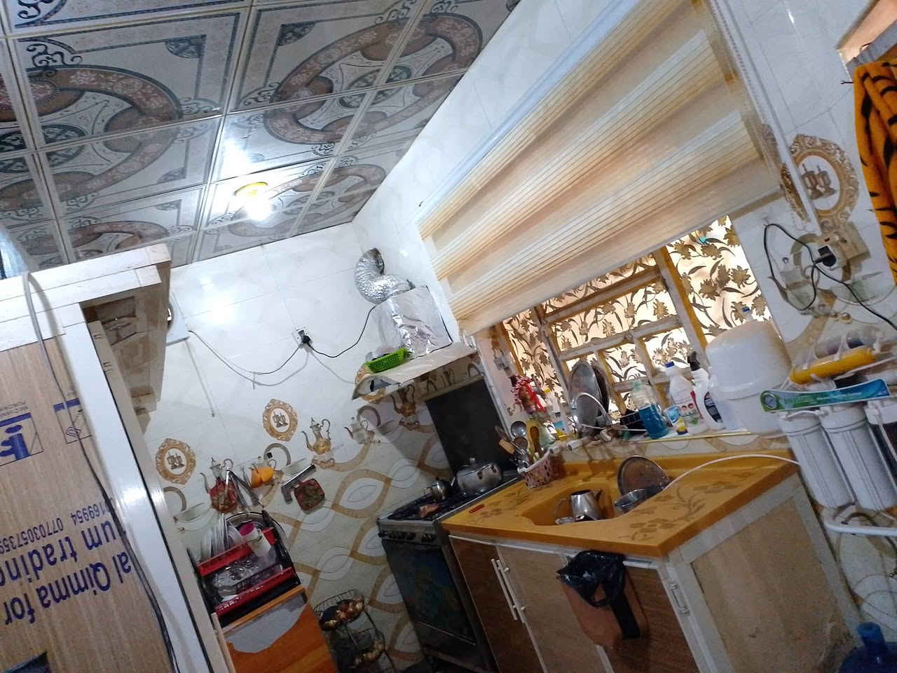 بيت للبيع طابو صرف المساحه 150م يتكون من 2غرم نوم ومطبخ وصاله واستقبال وكراج وحديقه العنوان  حي الوحده الاولى خلف المستوصف وجامع الزهراء  ***********
