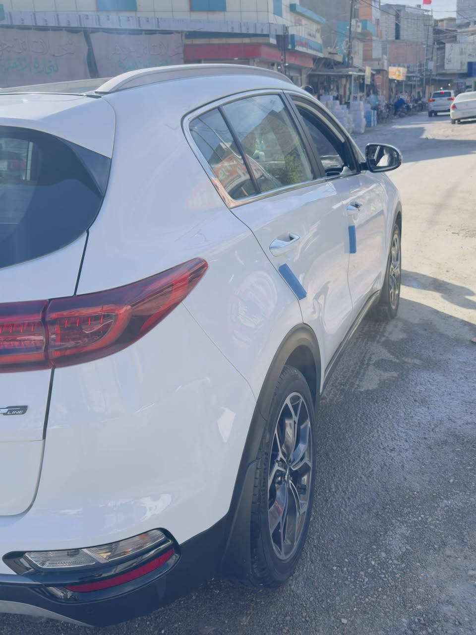 السلام عليكم سبورتج 2020 gt lain فول مواصفات رقم بغداد تحويل ثاني يوم فول نضافه 100/1000 
ماشيه ٦٠ الف 
بلها بارد ع كد اصبع بحافه باب السايق +رصعه بلجامرلخ  الخلفي معدله 
السعر 215
بيها مجال بسيط 
الي على باب الله لحد يتصل 
تفاصيل الاتصال على الرقم ***********
