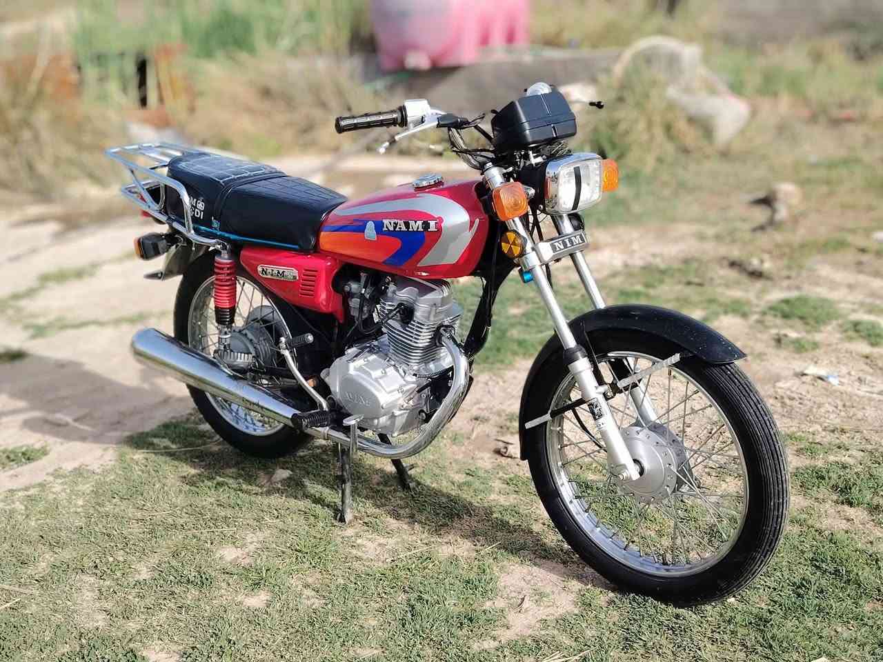 دراجه للبيع موديل 25 نامه امتياز دراجه حلوه كلش كهربائيات كلها شغاله اوراق سكنر مكان ديوانيه دغاره السعر 600 وبيها مجال رقم الهاتف *********** ***********
