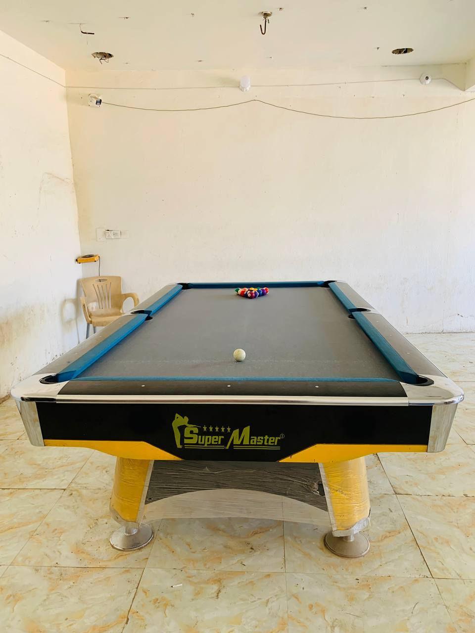 سلام عليكم بليارد للبيع استفسار على رقم ***********
