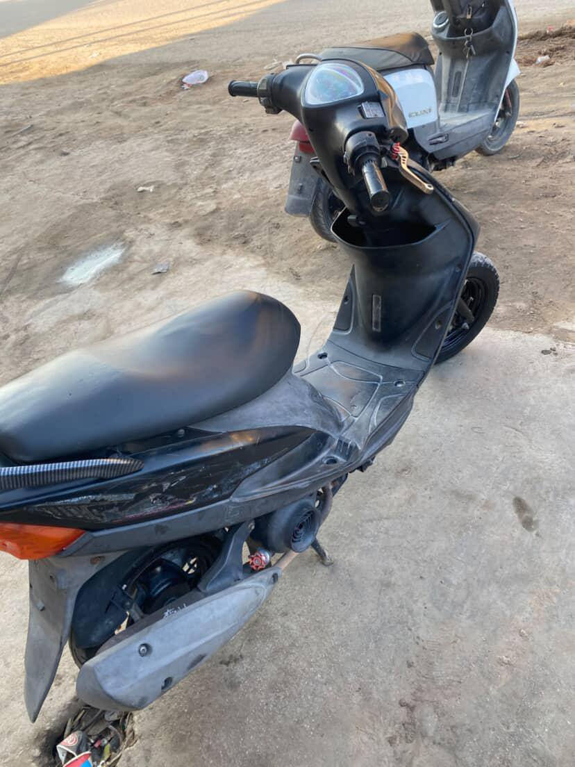 اسلام عليكم
.
دراجه ماكس عدله نضيفه كفاله 
دراجه ملاح حلـِۈۋ‏وھّ نامعه سلف هندر
دراجه بلاديه فقط سلف امبدل البقيه كلشي مكفول. 600وبيه مجال شي قليل.
الرقم ***********
