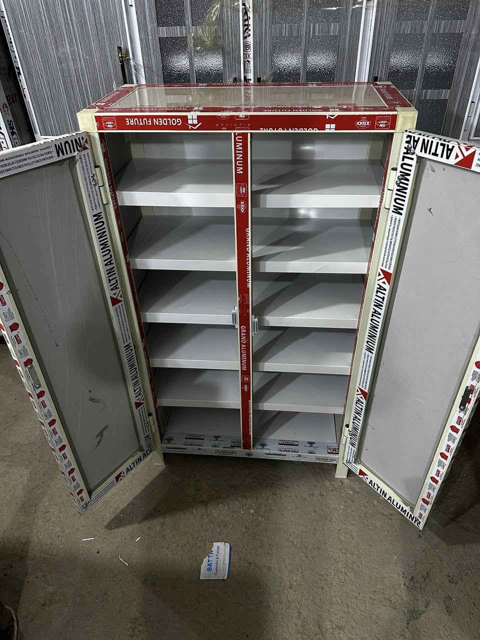 كاونترات تزكام كلمن وسعره نزل الصوره وانطيك  السعر العنوان ناصريه شارع الاخلاص يوجد توصيل ***********
