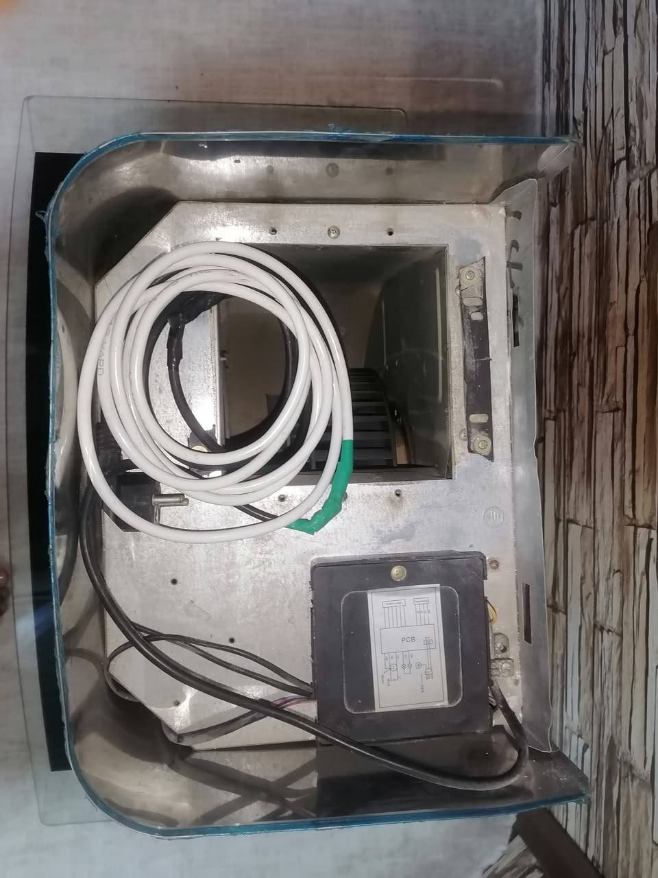 مورەشەح
زۆر لۆکو پاکە 
کەم بەکار هاتوە هەمو گیانی ئیشەکات 
بەشەرت لەسگەی پێوە ماوە
 شوێن کەلار گازینۆ
نرخ 80هەزارو مەعمەلە 
ژ.م***********
ئەوەی ویستی چات بکات یان تێل

