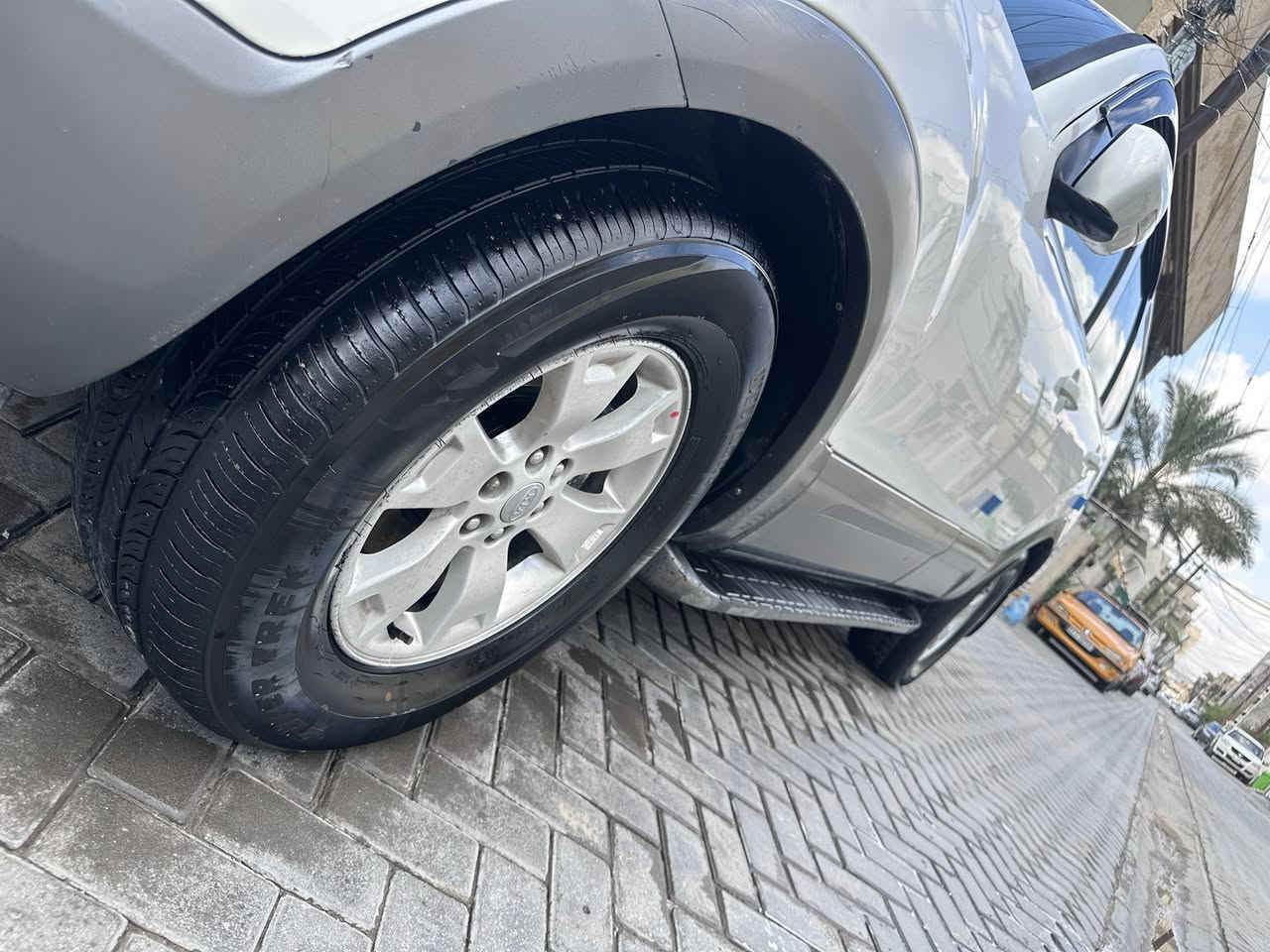 السلام عليكم 🫡
***********
كيا موهافي(2011)
خليجي (7)راكب 
السعر  (110)
(3)قطع تبريد وتدفئه خير من الله 
مكينه وكير مكفولات 
صدر امامي خلفي جديد 
تخم تاير جديد 
كهربائيات كلها على البلاد 
شاشه كامرات سلايت روف
اشاير بلمري منظومت زنون 
ادامه كامله مسويلها 
اخون السياره مصبوغه عام 
اثر شخوط ظربات بسيطه
اليدور مكفول معروف خواتها بيش 
المكان الغدير شارع التوت 
اسف على الاطاله
